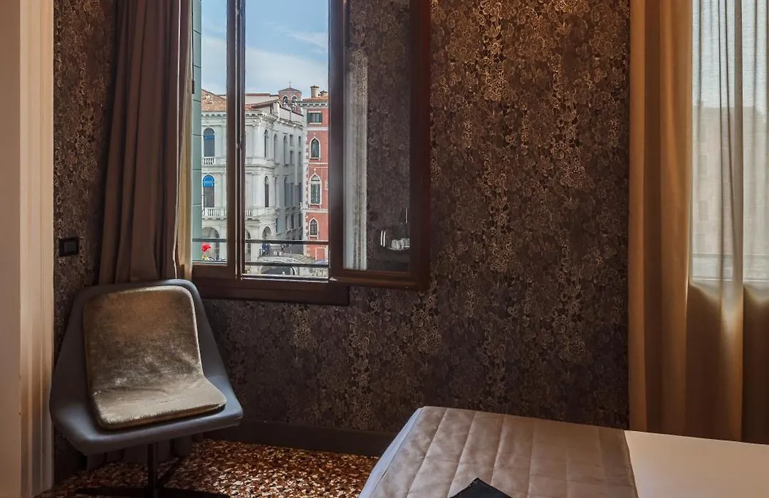 Riva Del Vin Boutique Hotel-1